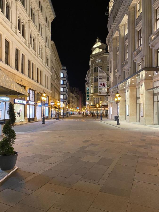 Fashion Street Luxury Apartment บูดาเปสต์ ภายนอก รูปภาพ